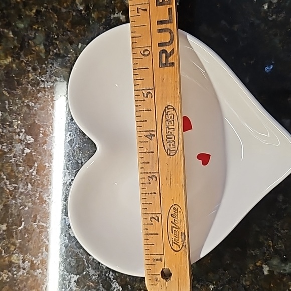 Cute little heart dish - Picture 2 of 3